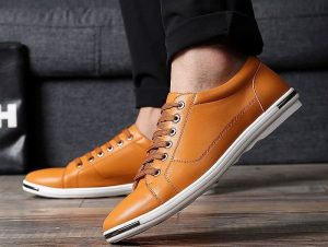 شخصی با کفش چرم مردانه ایتالیایی همسر خود را به قتل رساند